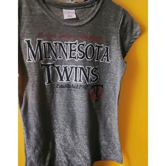 MLB Genuine Merchandise by Campus Lifestyle Tops - MLB Genuine Merchandise Campus Lifestyle Minnesota Twins Medium Cr60 New‎ NWOT